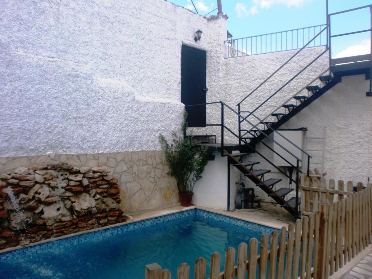 La Serrana Bedmar y Garciez Buitenkant foto