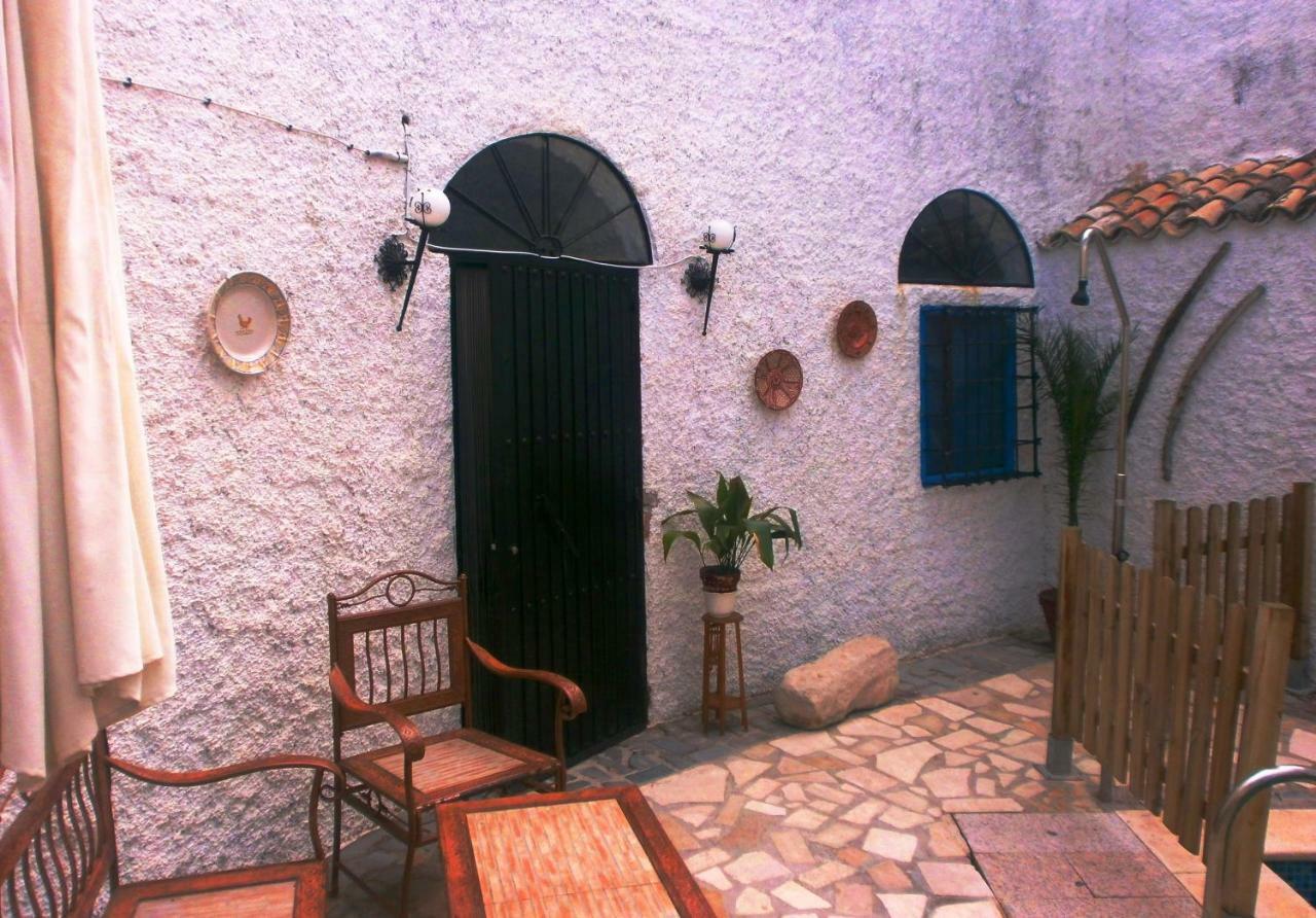 La Serrana Bedmar y Garciez Buitenkant foto